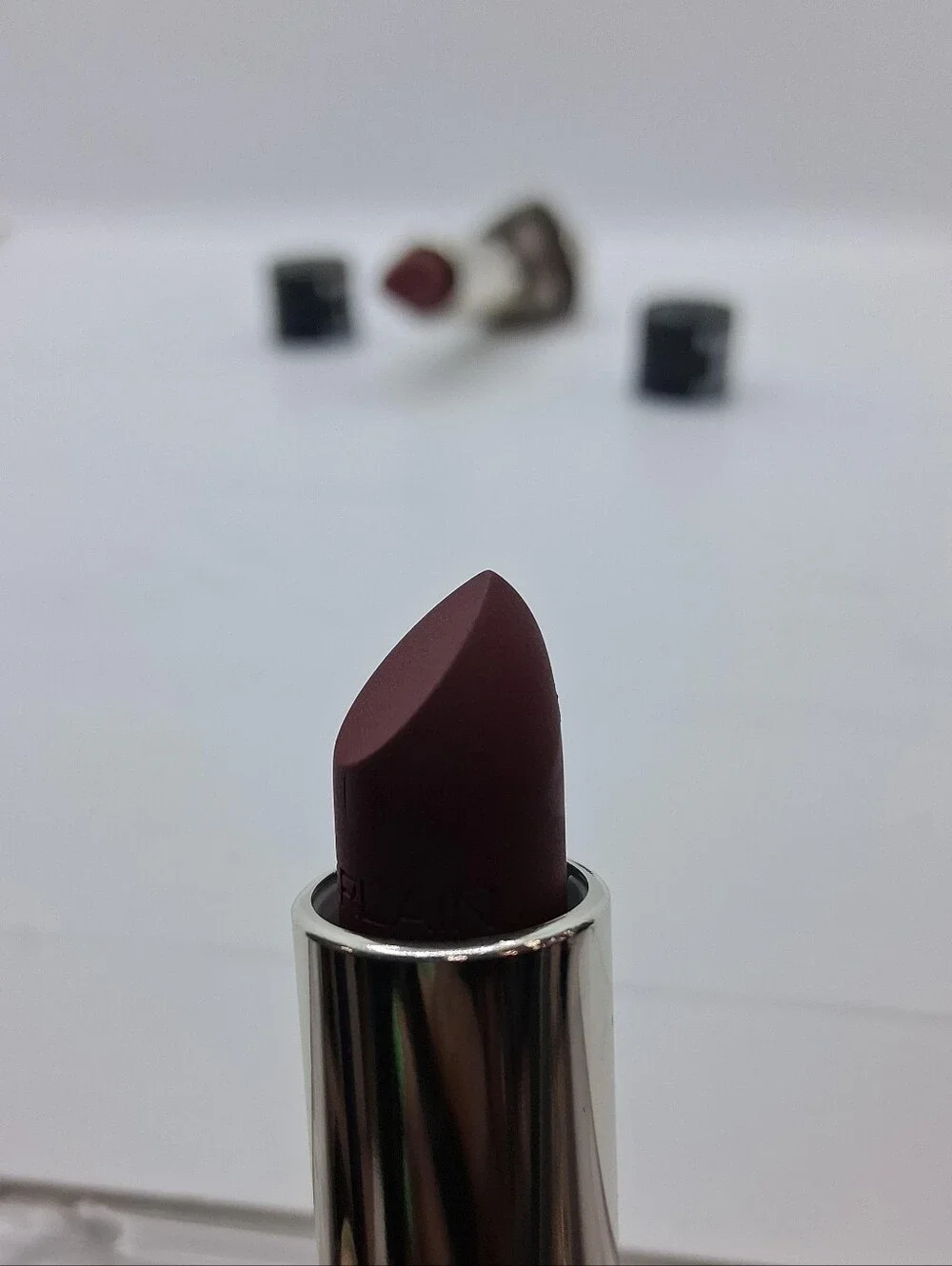 GUERLAIN discover elegance