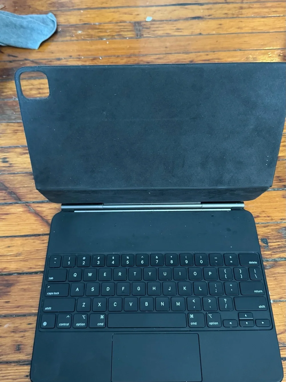N/A magic keyboard