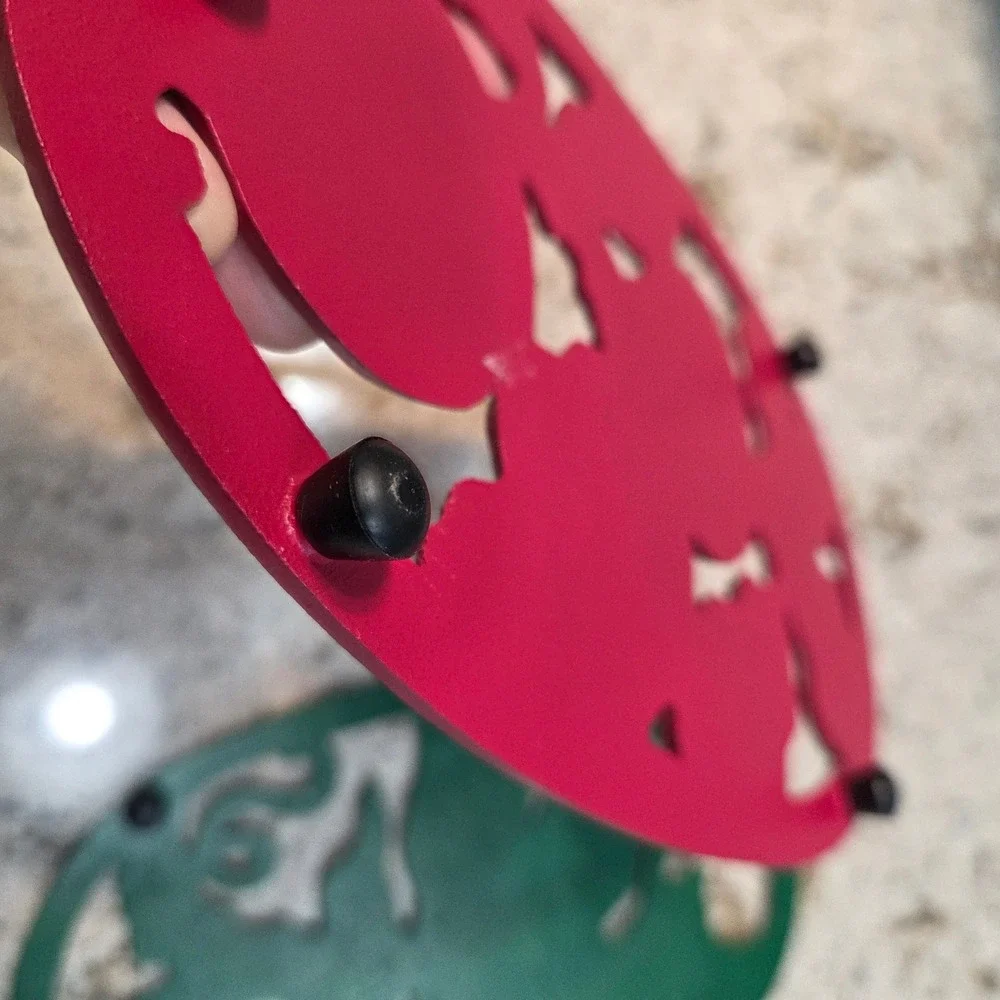 N/A tiny paint