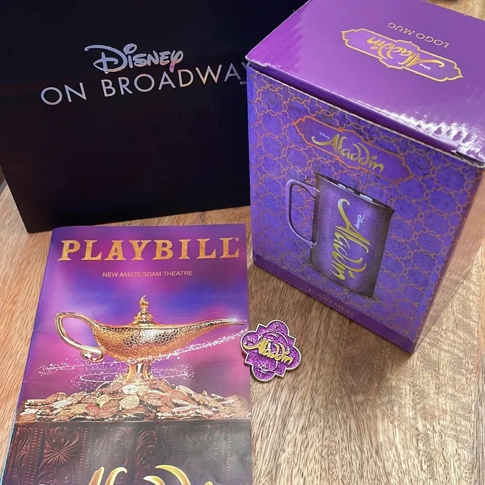 Disney nwt aladdin