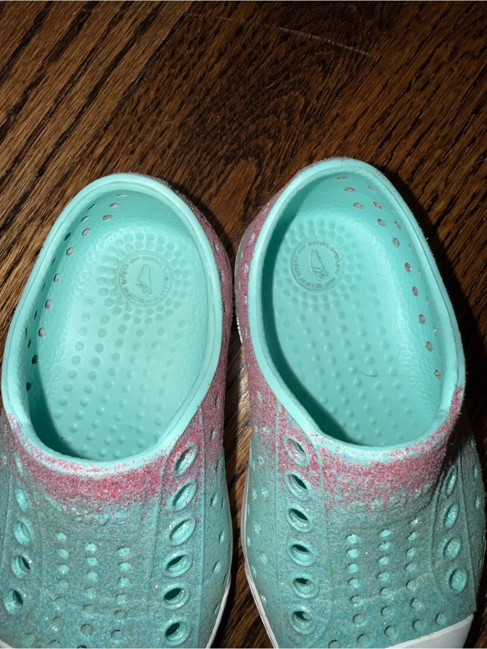 Native Blue & Pink Water Shoes Size 5