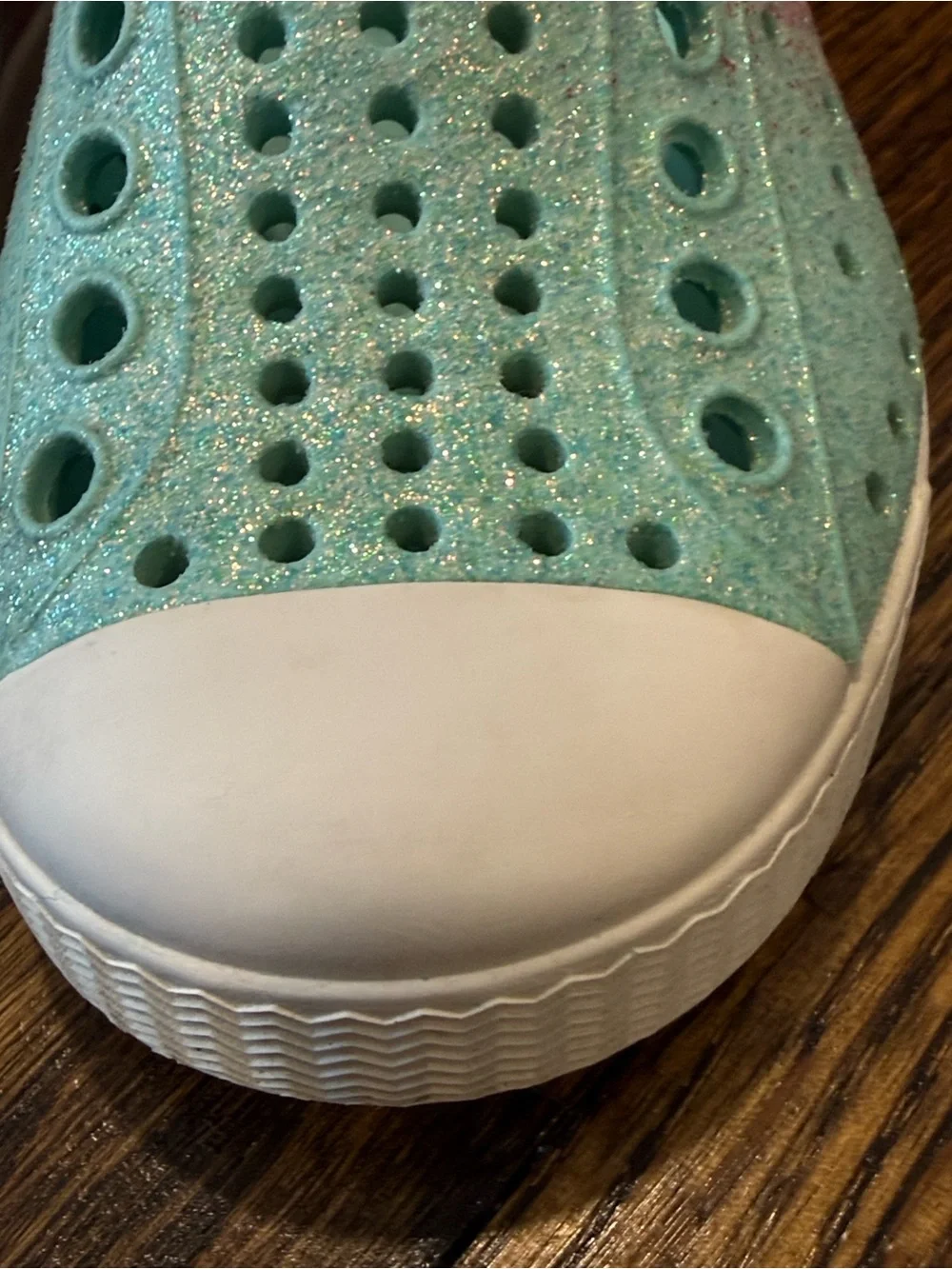Native Blue & Pink Water Shoes Size 5