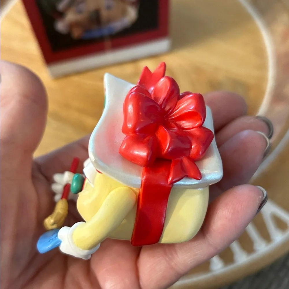 Hallmark christmas tree