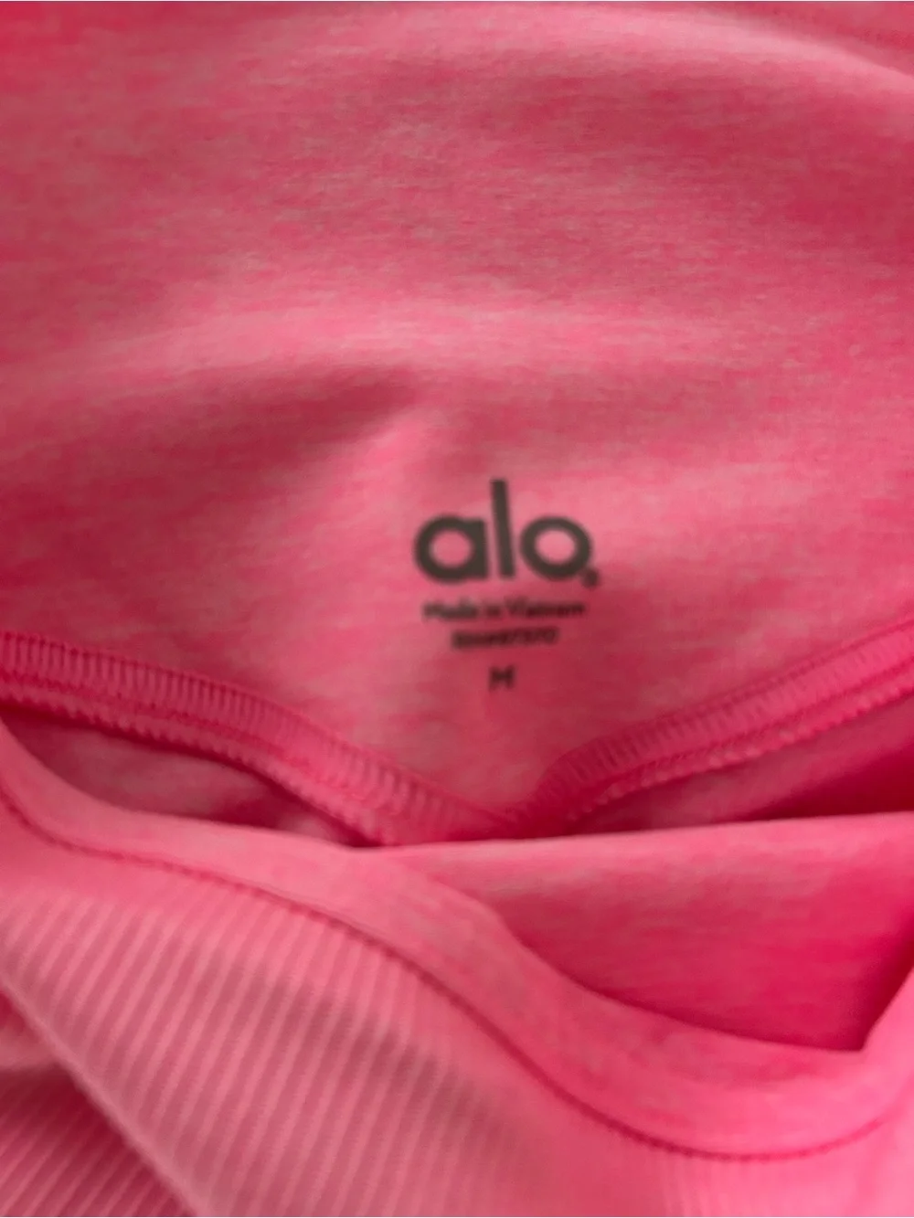ALO Yoga allows bright