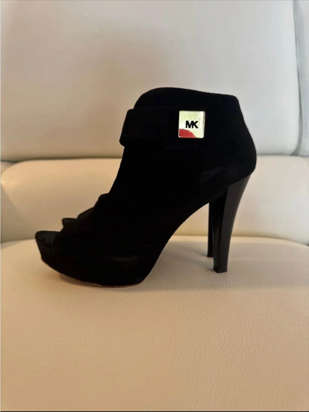 Michael Kors elegant black