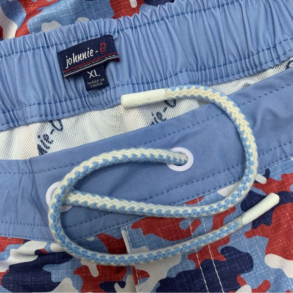 johnnie-O elastic nwot camo