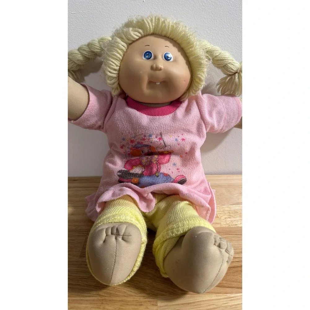 Vintage Cabbage Patch Kids Doll 1982 Coleco Blonde Yarn Pigtails Blue Eyes Pink
