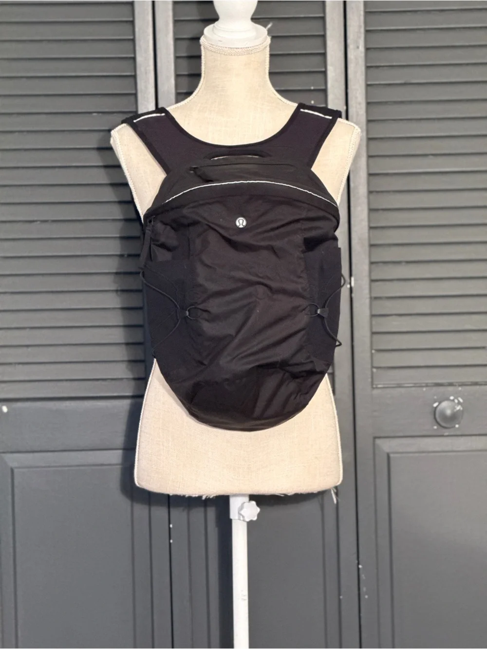 lululemon athletica excellent pre
