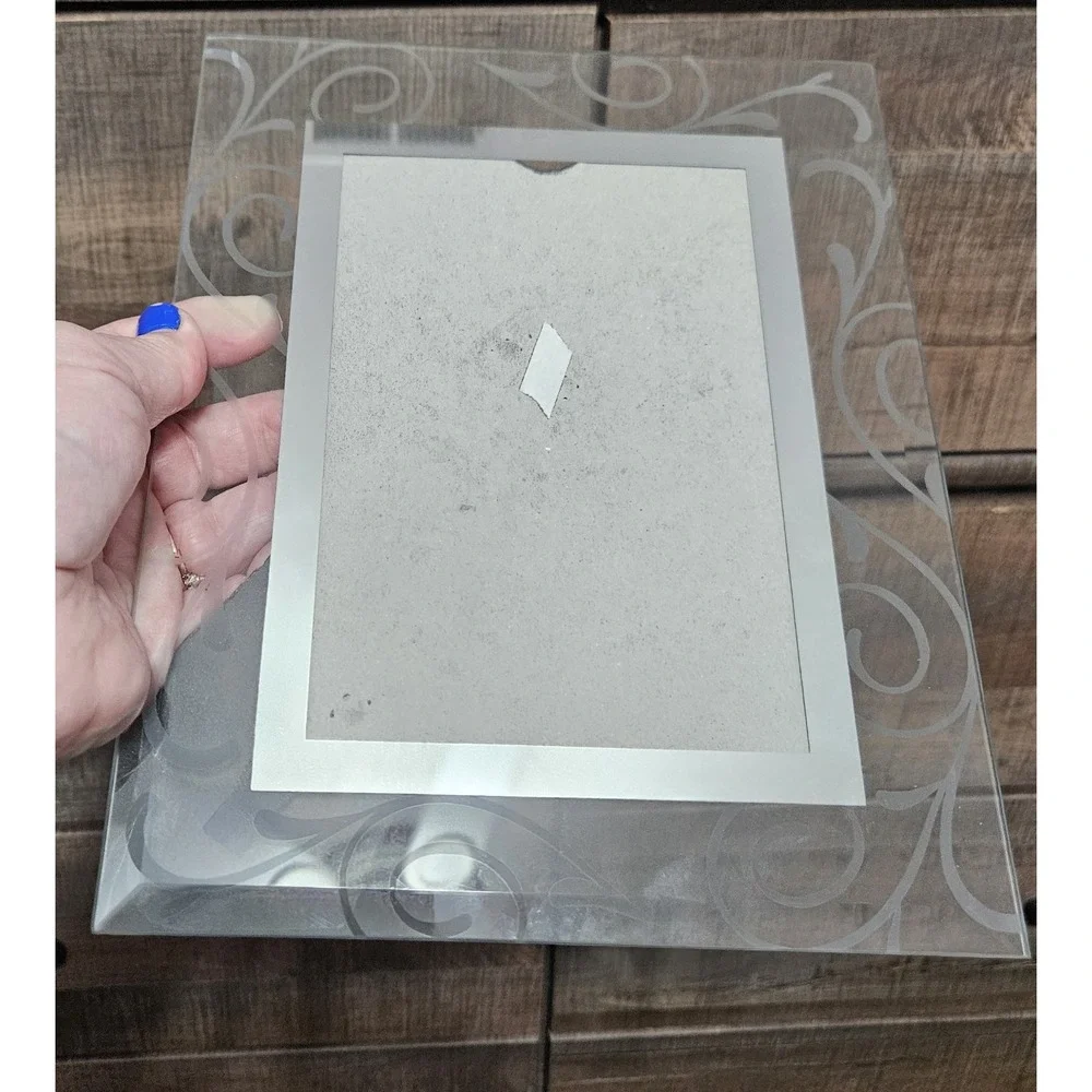 N/A etched glass