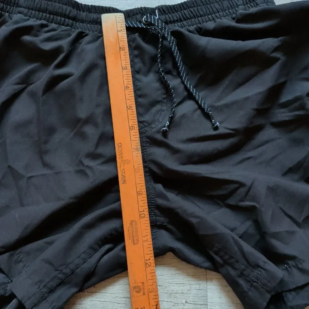 Quiksilver great shipping