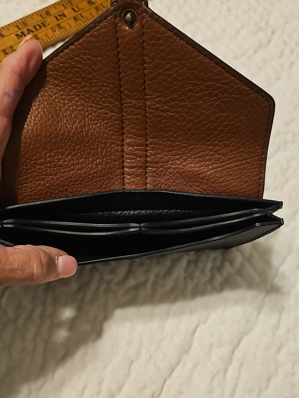 Fossil wristlet black