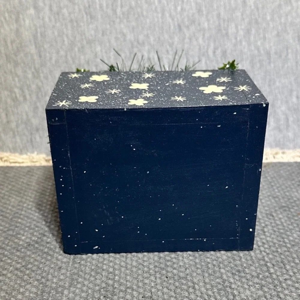 Unbranded hand painted
