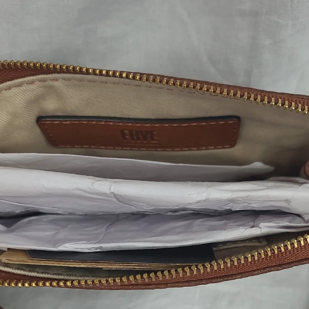 Frye brand nwt