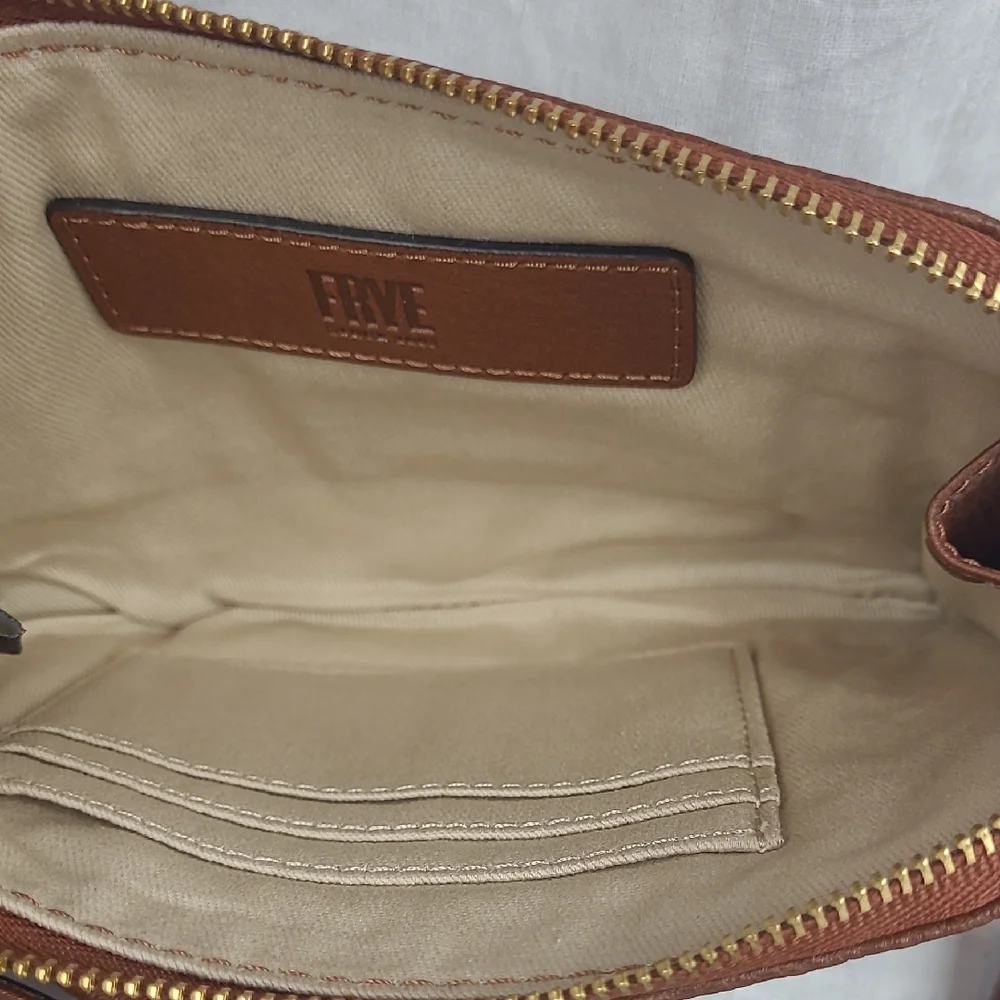 Frye brand nwt