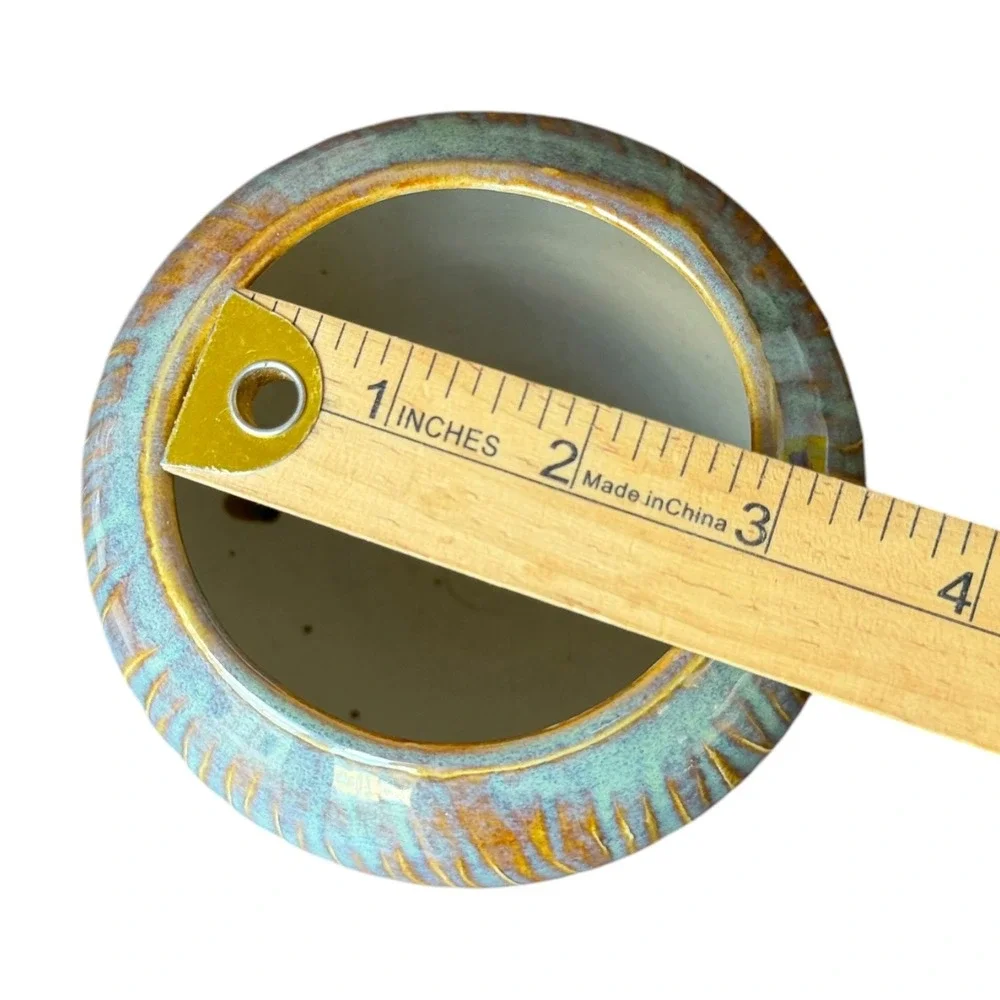 Unbranded handcrafted ceramic
