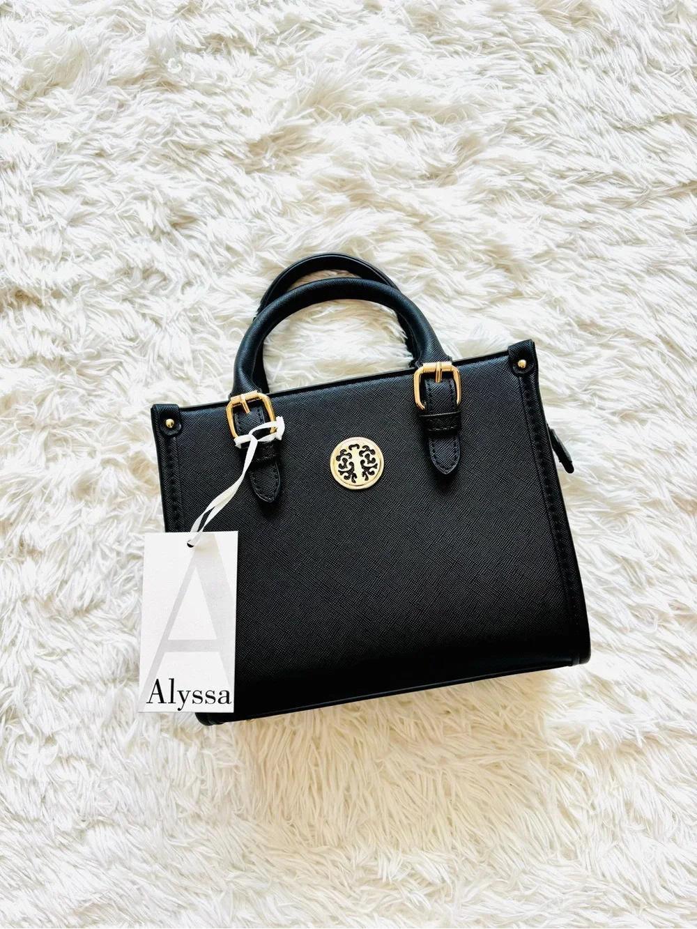 Alyssa black structured