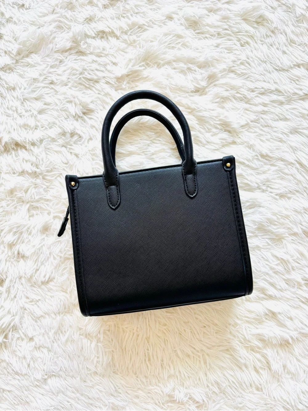 Alyssa black structured