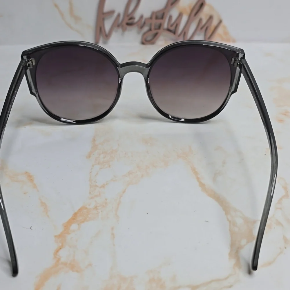 Sam Edelman sleek black