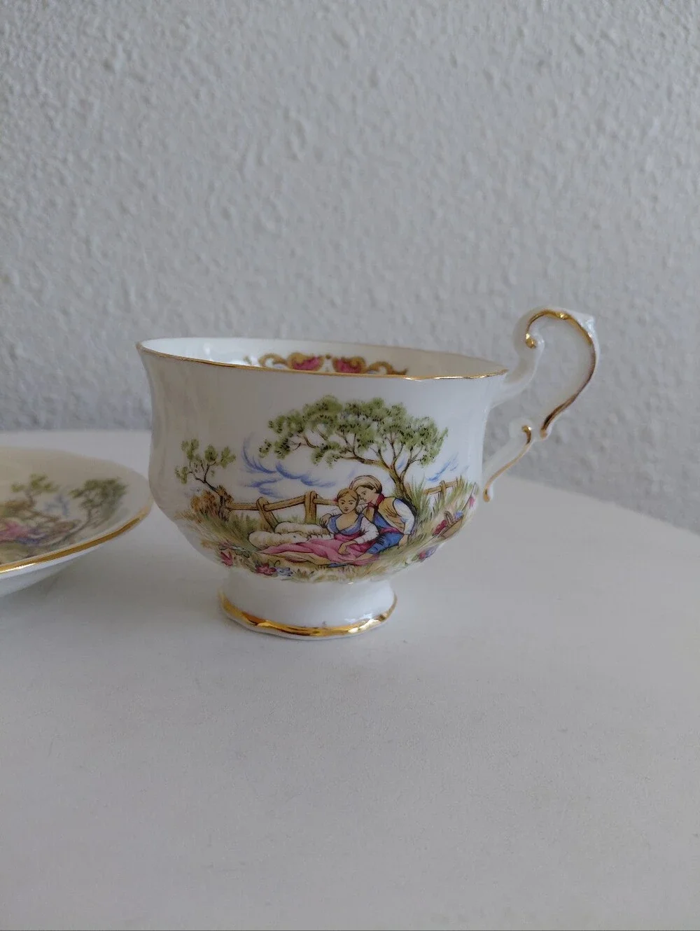 Royal Crest vtg 1960s
