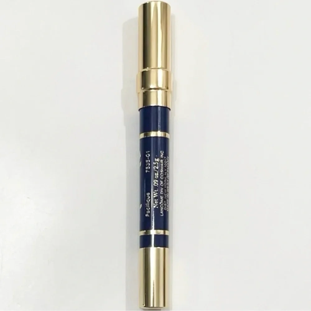 Lancôme Pacifique Waterproof Eyeshadow Crayon