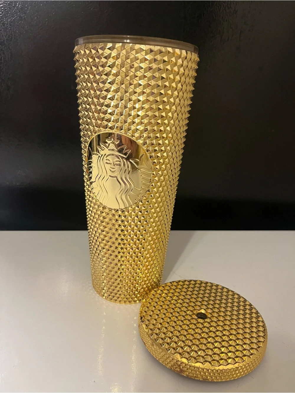 Starbucks textured studded