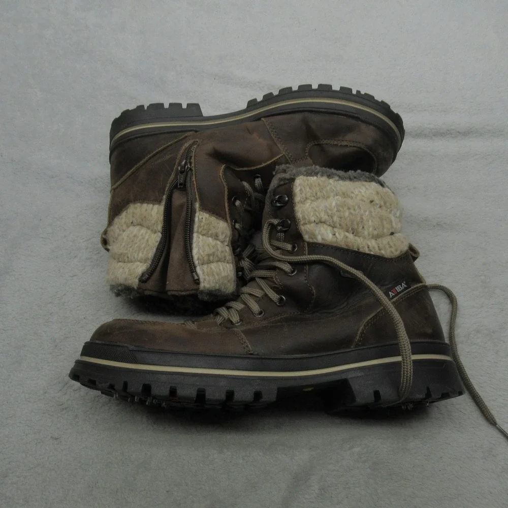Attiba leather ensures zip