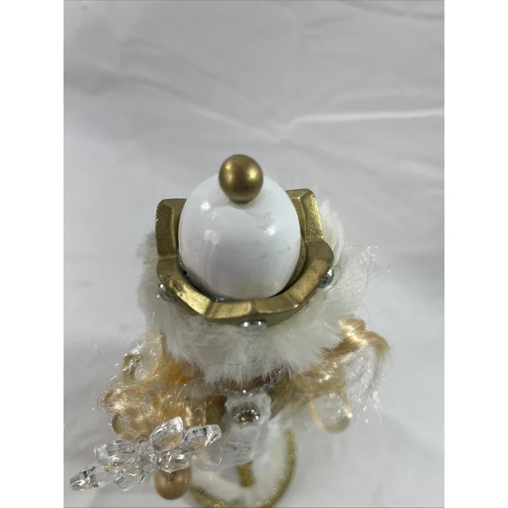 2022 Gold Glitter‎ Queen Nutcracker 14