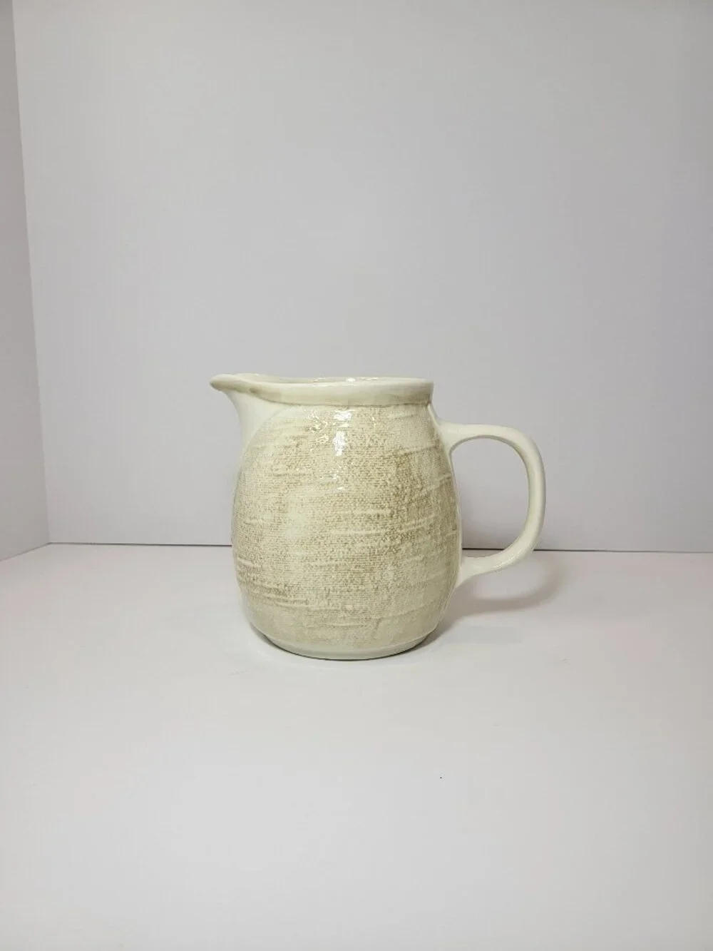 Vintage Stangl Pottery‎ Texture Ware Pitcher. Mid Century Burlap Milk Jug
