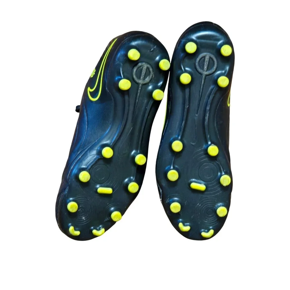 Nike Tiempo Legend Black‎ Volt Soccer Cleats FG Youth Cleats