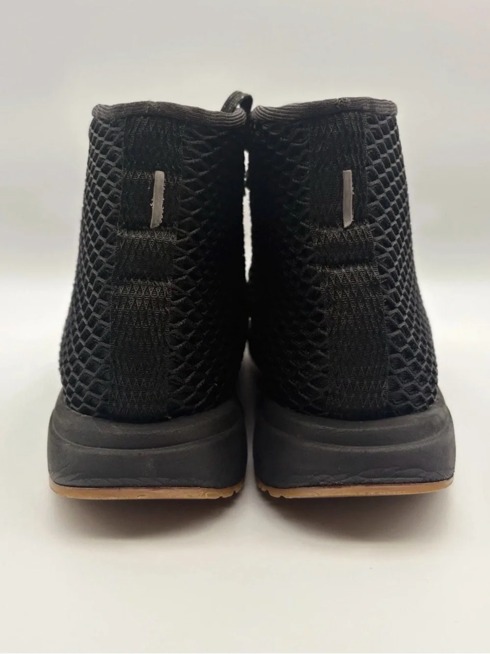 NOBULL breathable mesh