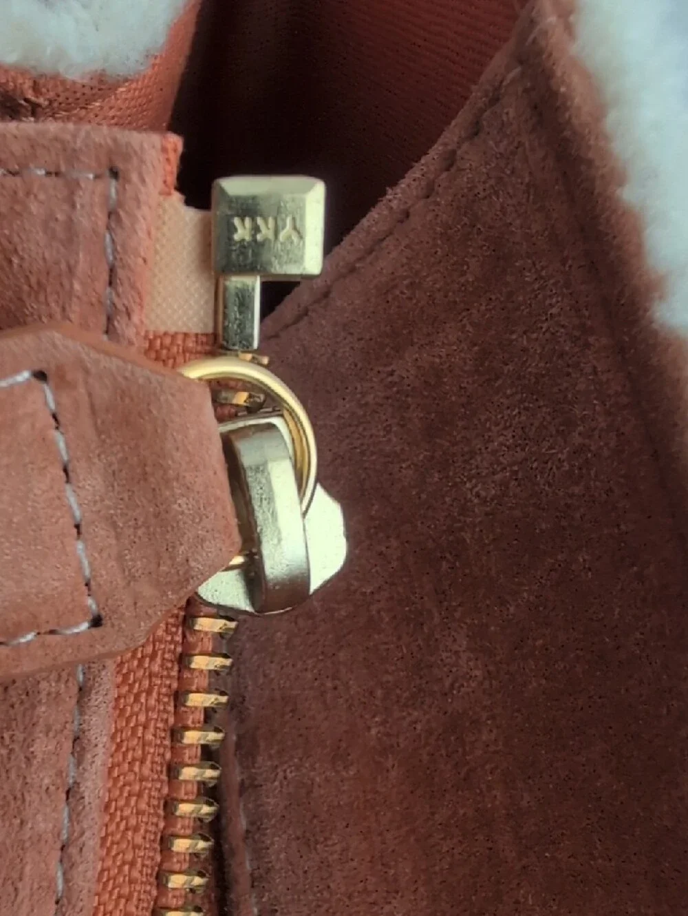 Samantha Thavasa elegant suede
