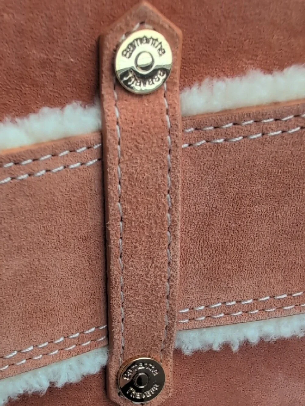 Samantha Thavasa elegant suede