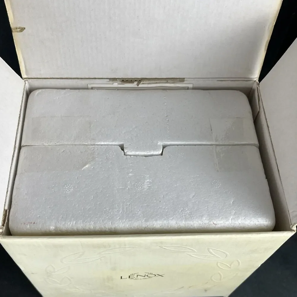 Lenox box bottom