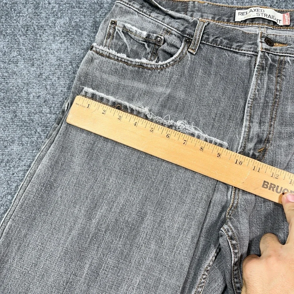 Levis please be