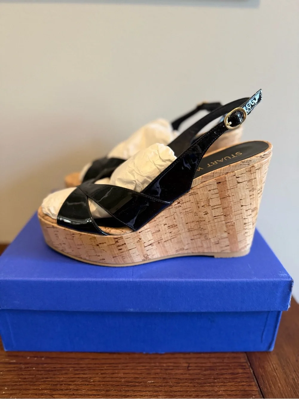 Stuart Weitzman glossy upper