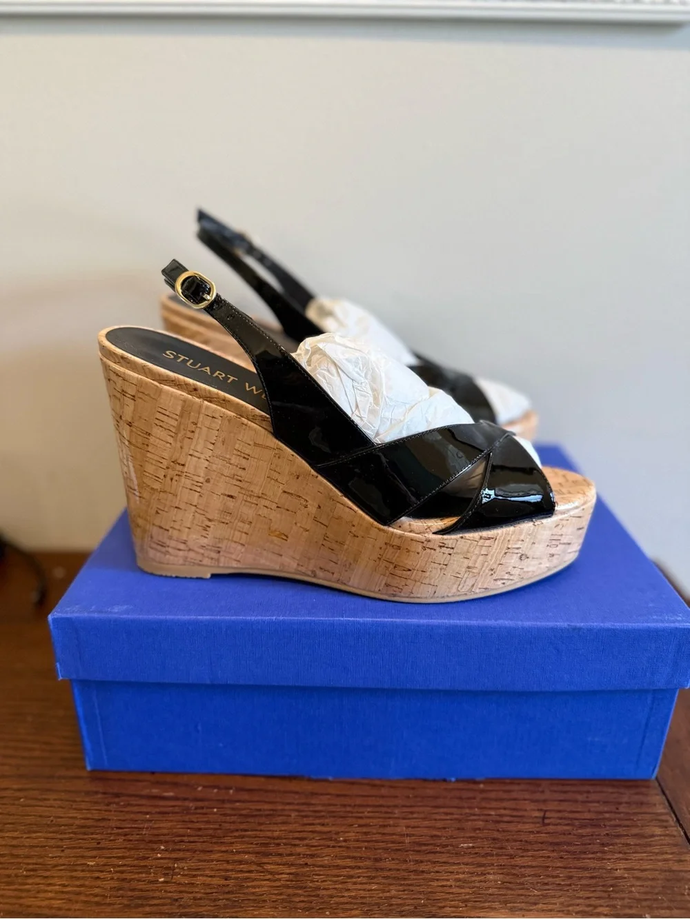 Stuart Weitzman glossy upper