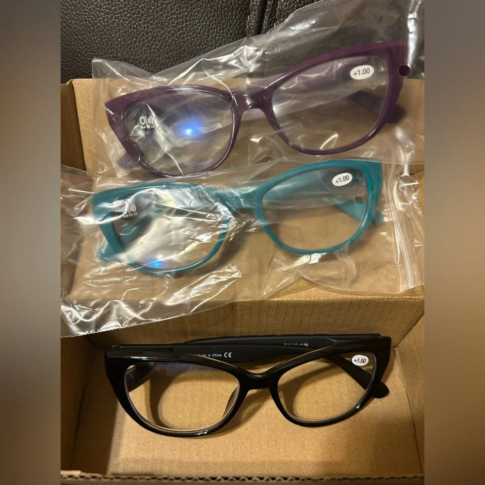 N/A reading glasses