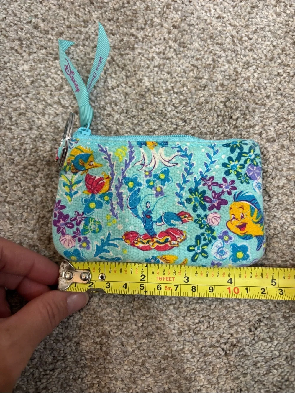 Vera Bradley zip accessory vera