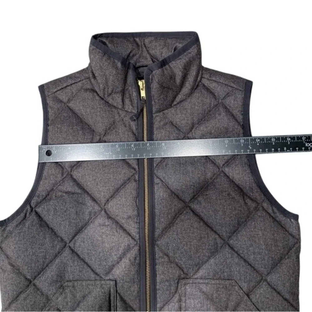 J Crew Quilted Puffer Vest Heathered Charcoal Gray Size S‎ Down Fill Zip Pockets