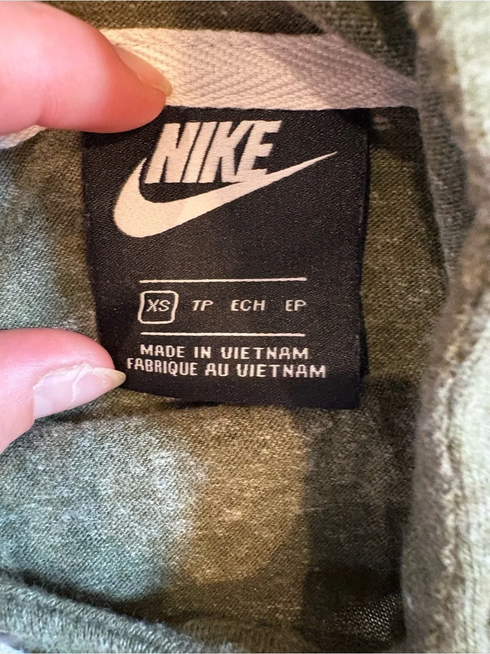 Nike lightweight pullover
