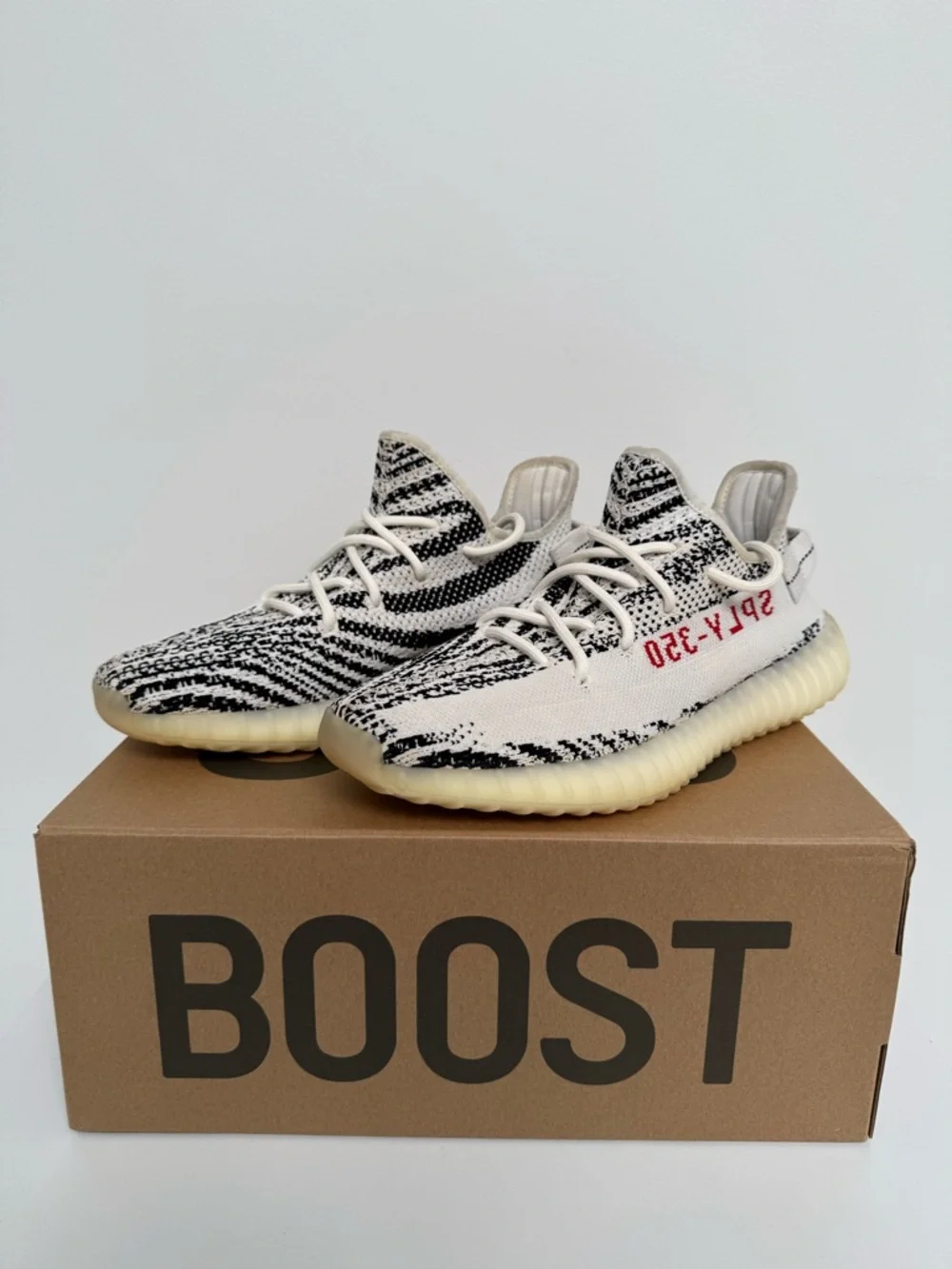 Yeezy Boost 350 V2‎ Zebra, Size 10