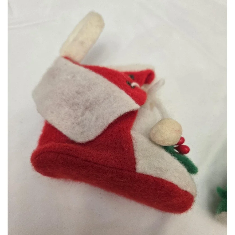 Vintage Felt Christmas Ornaments Shoes Green And‎ Red Retro Holiday Decor