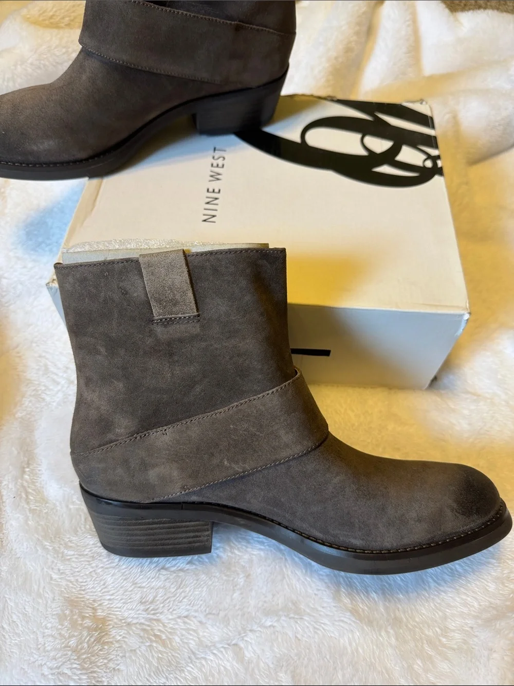 Nine West nine west