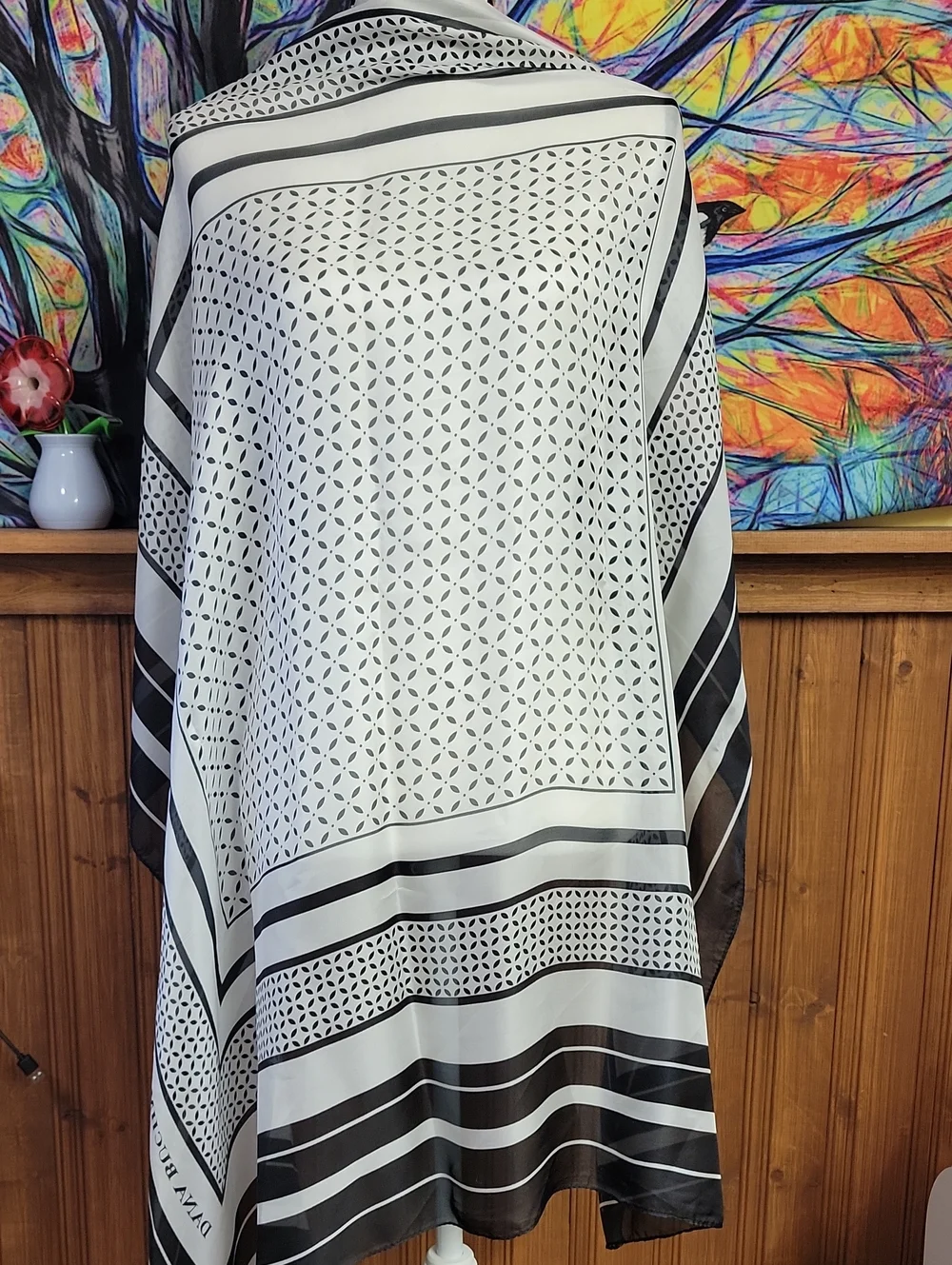 Dana Buchman lightweight black