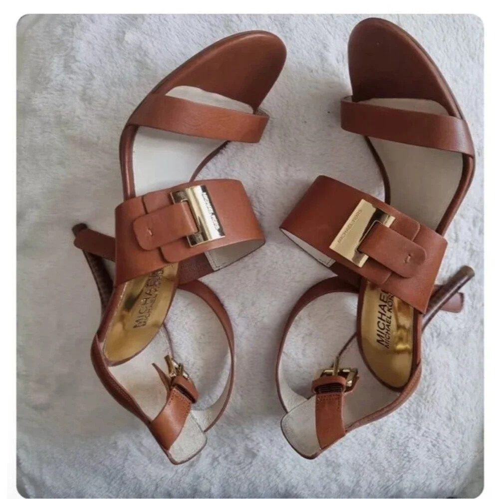 Michael Kors please photos