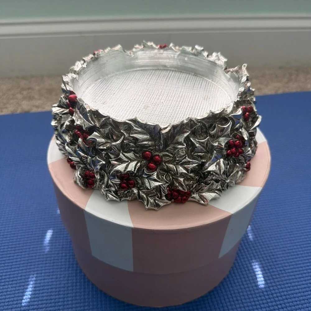 Pedestal Candle Holder Gold Holly Berries HomeWorx Harry Slatkin