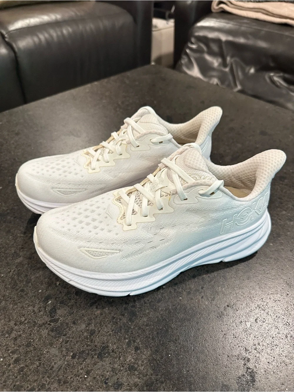 Hoka women’s one