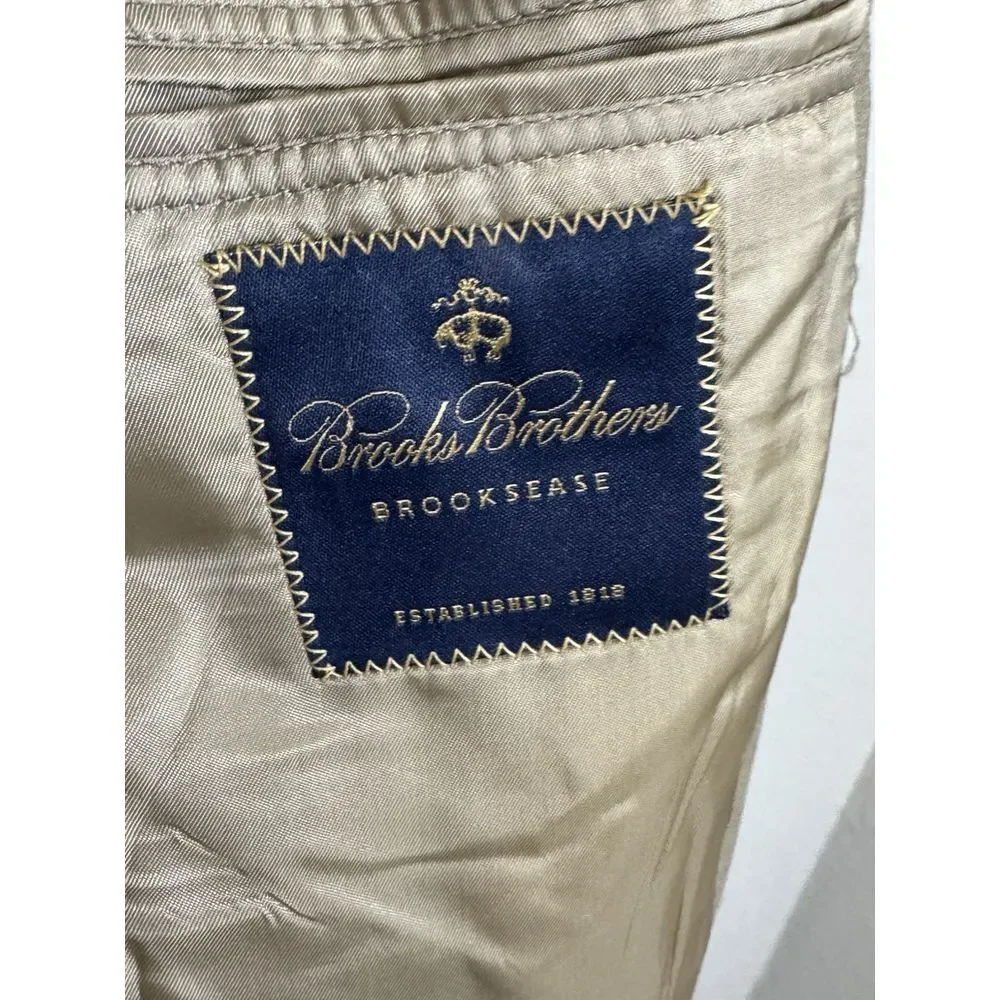 Brooks Brothers size 45