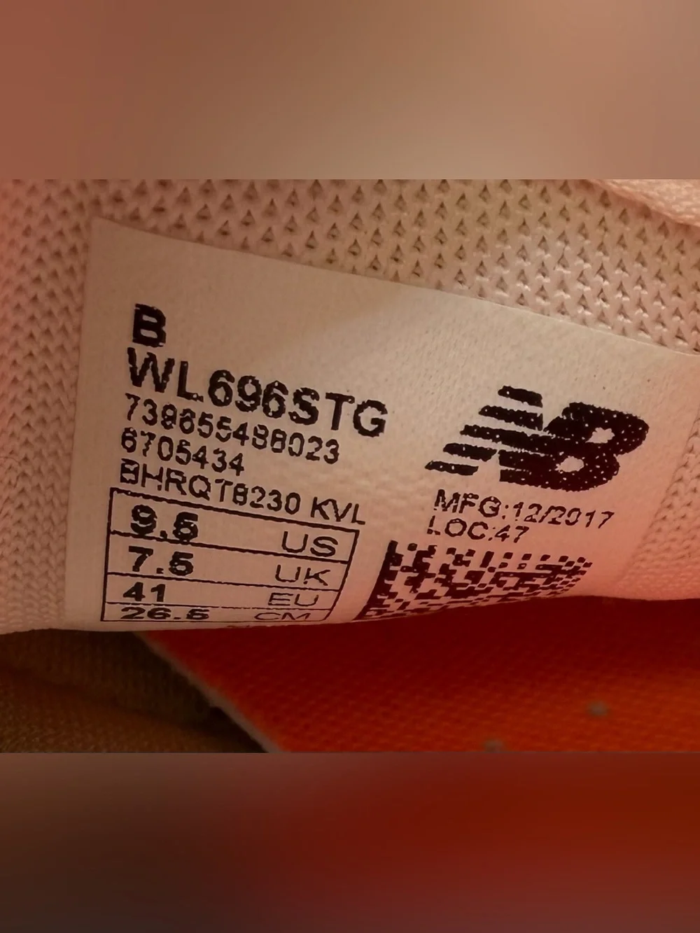 New Balance lightweight casual