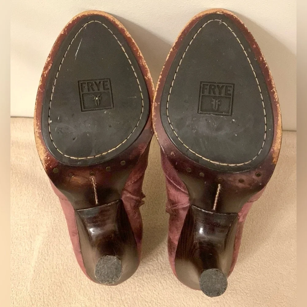 Frye valerie piping